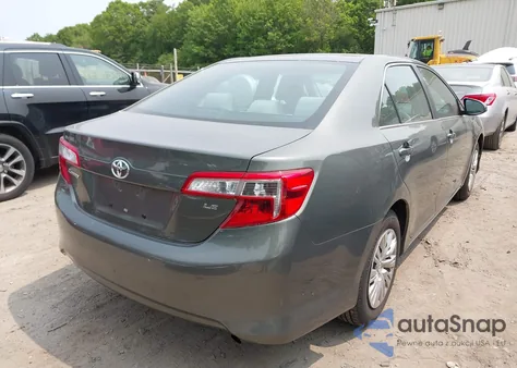 2013 Toyota Camry Le z USA, uszkodzony, nr VIN 4T4BF1FK8DR335013